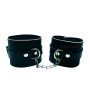 Esposas Lisas de Cuero con Cadena  | Ts Mayorista | Sex Shop Mayorista